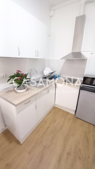 Lluminós i modern apartament d'un dormitori a Gràcia