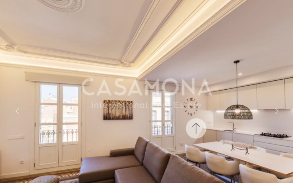 SUNNY 3 BEDROOM APARTMENT IN EIXAMPLE ESQUERRA WITH COMMUNITY SWIMMING POOL