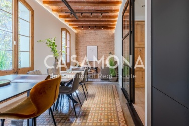 Newly Renovated 3-Bedroom Apartment with 3 Balconies in Passeig de Gracia