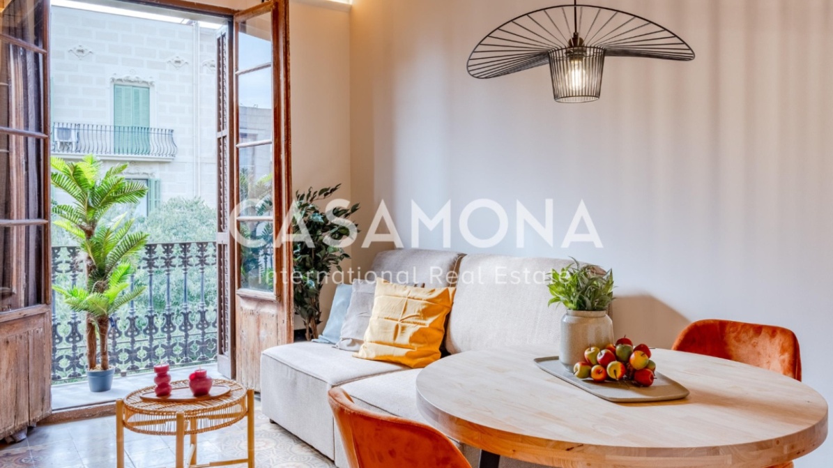 Appartement de 2 chambres récemment rénové avec grand balcon dans l’Eixample Esquerra