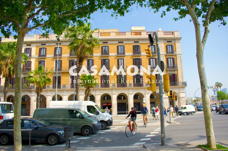 Stilfuld lejlighed i Barceloneta med udsigt over Port Vell (PALAU)