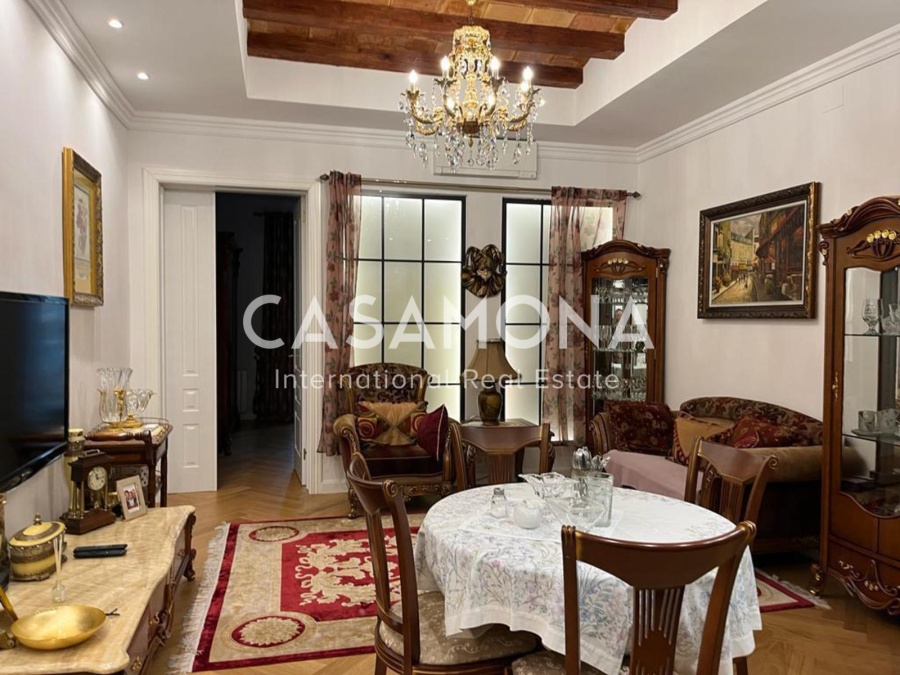 2 Bedroom Apartment with Garden Views in Eixample