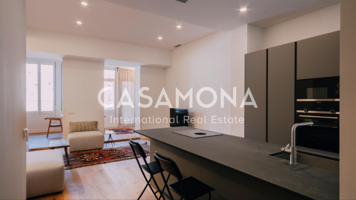 Apartament modern de 2 dormitoris a Sant Antoni amb terrassa privada