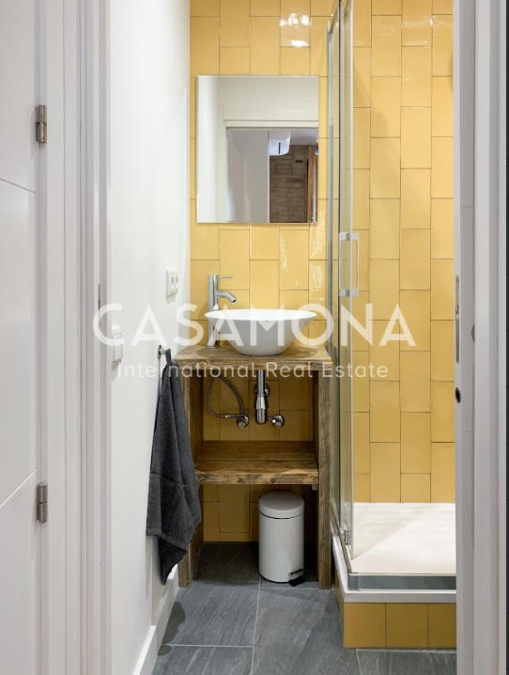 Luminosa Habitación con Baño Personal en Sant Antoni