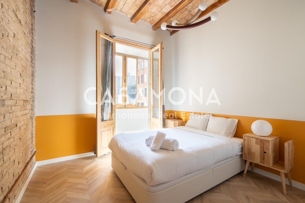 Room in a Renovated and Bright Apartment in Sant Antoni