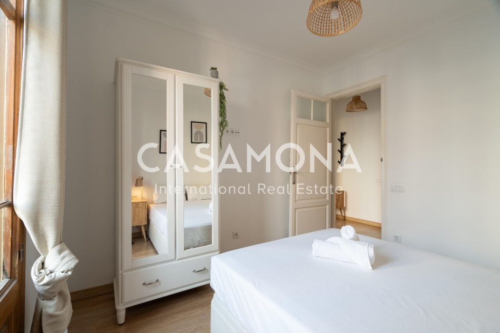 Recently Renovated 3 Bedroom Apartment in Poble Sec